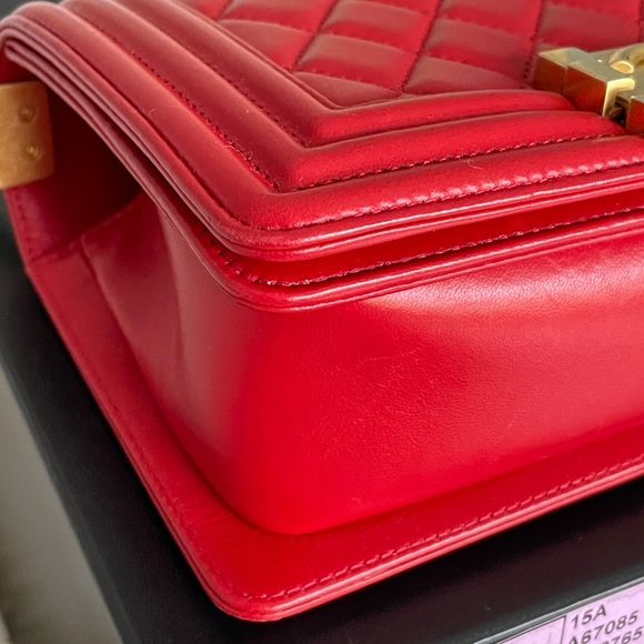 Chanel 15A LIKE NEW Red Lambskin Small Boy Bag GHW - Picture 11 of 14
